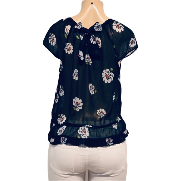 🦋Abercrombie & Fitch Navy Blue Floral Sheer M Top🦋 - Picture 3 of 7